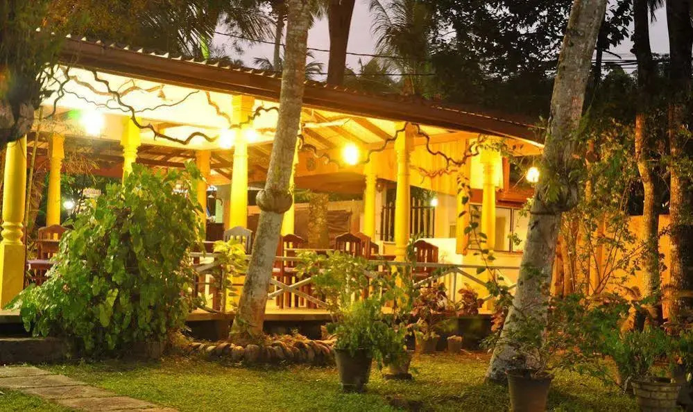 Vista Weliwatta House