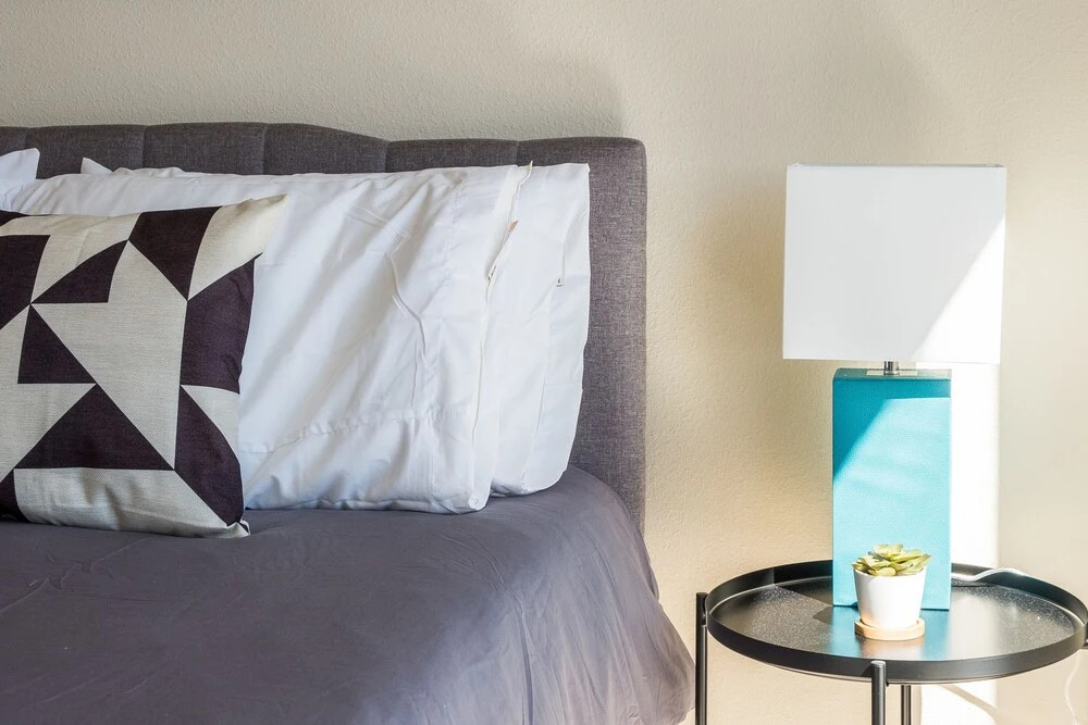 SoHo 1 BR with Balcony by Frontdesk