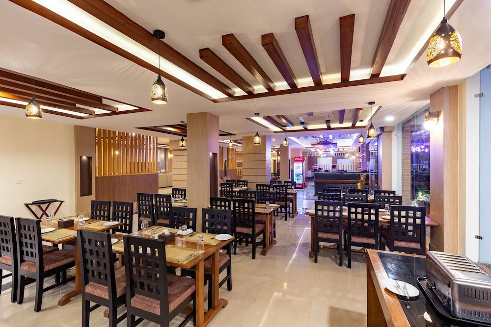 Chitwan Midtown Hotel