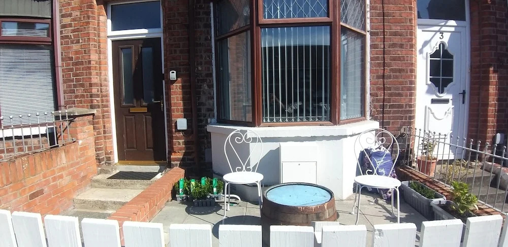 St. James Street Townhouse Belfast