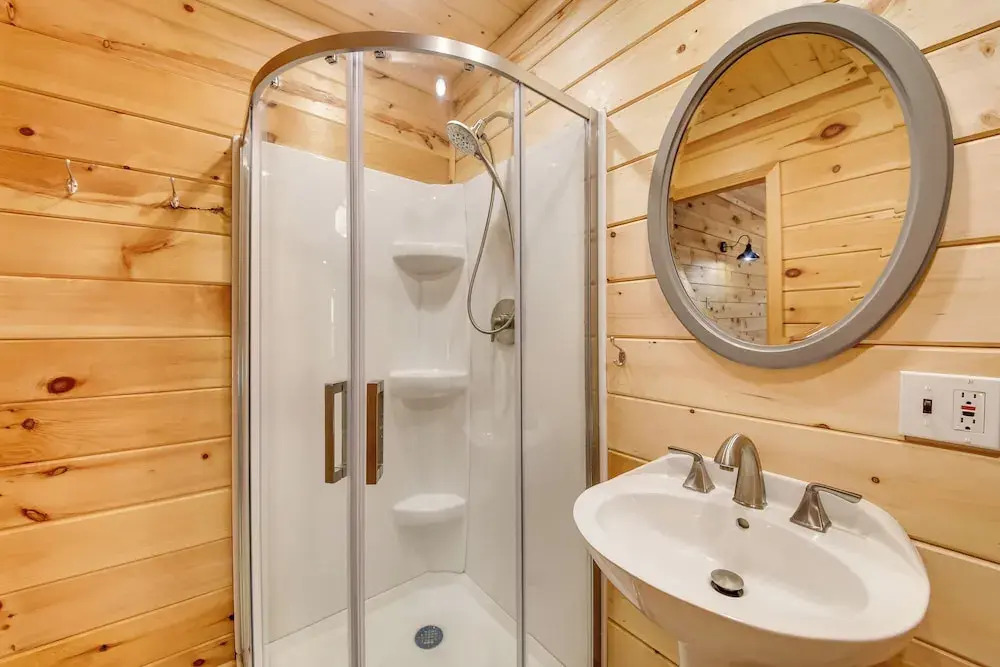 Rangeley Retreat Cabin-style Home: Lake Access