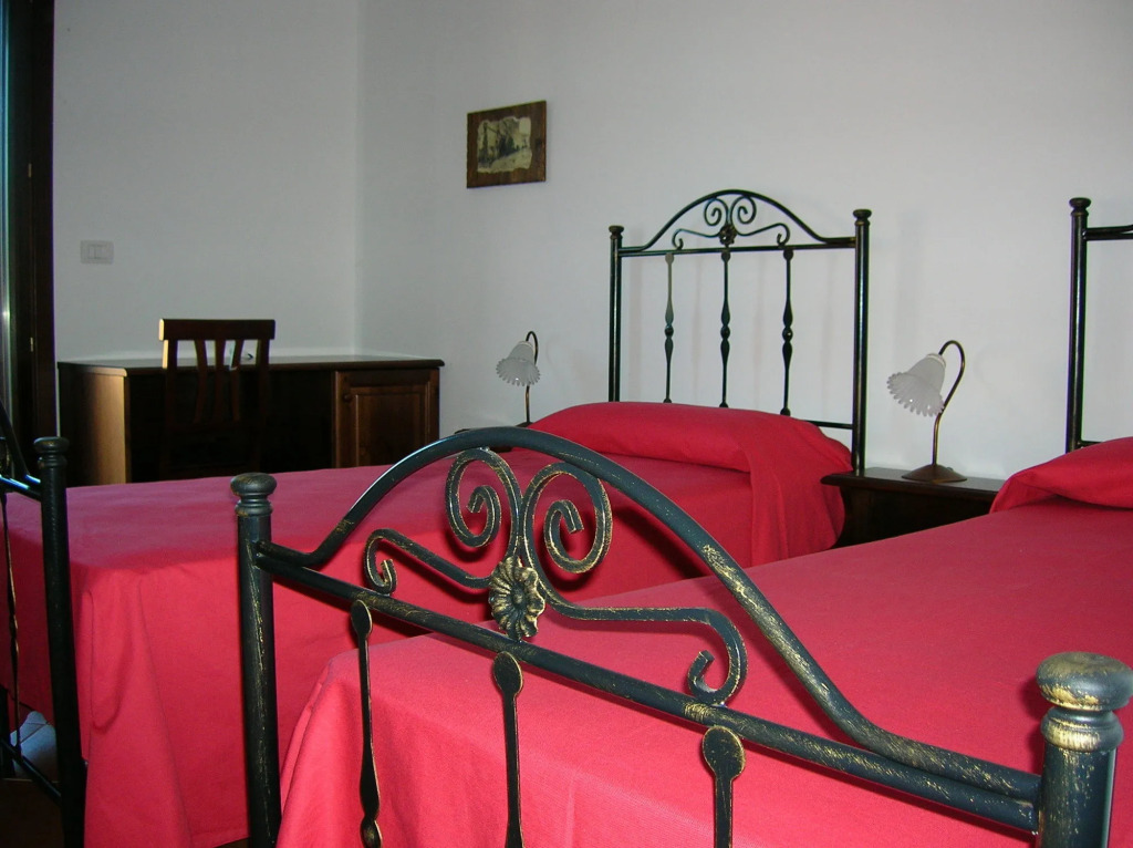 Bed Sandalia