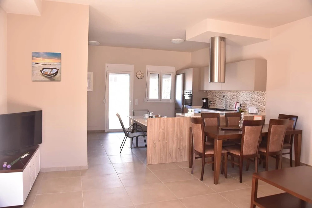 Visit Crete With Your Family and Stay at This Wonderful 2 Bedroom Villa