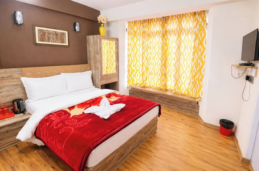 Hotel The Olive Branch Near Gurudwara