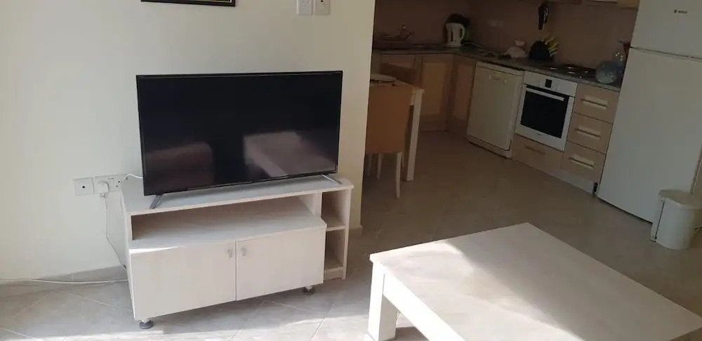 Captivating 1-bed House