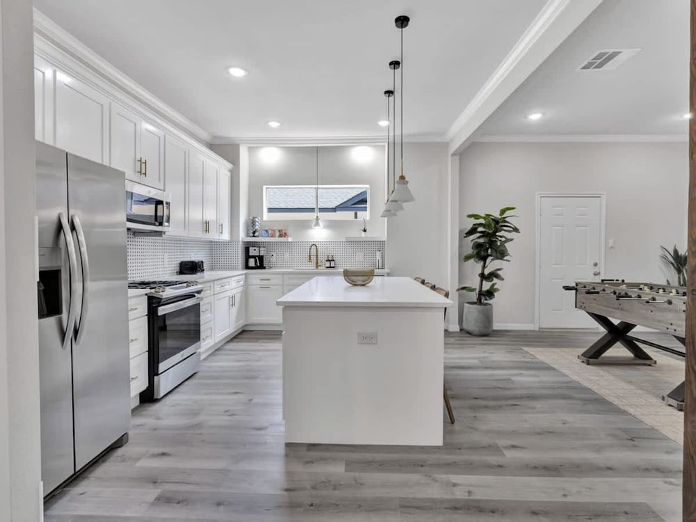 Modern Luxury Minutes From Downtown Dallas