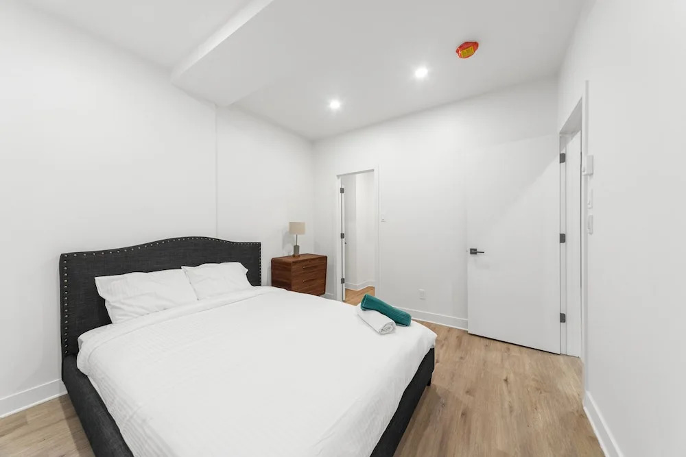 Stonewall Suites