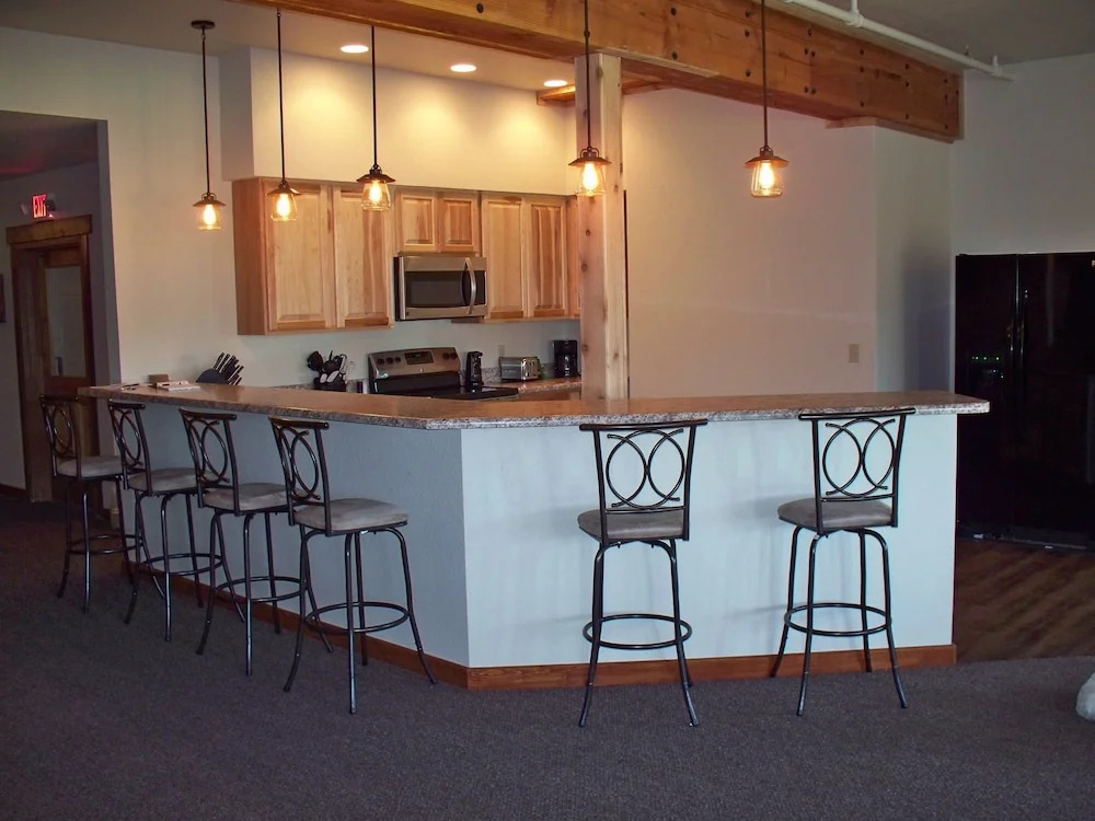 Canyon Lake Resort