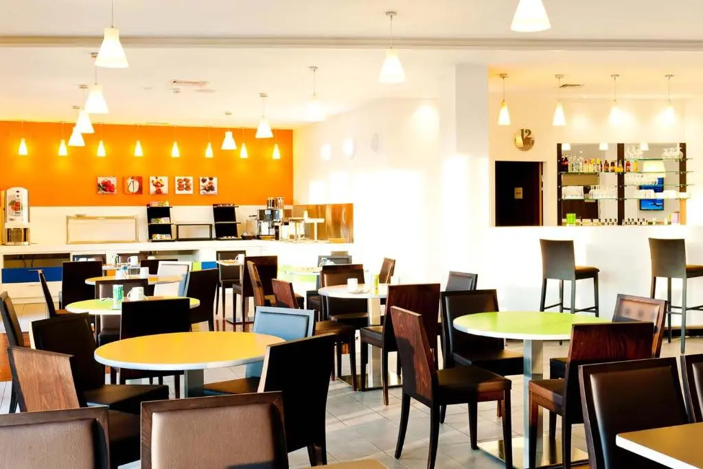 Holiday Inn - Marseille Airport by IHG