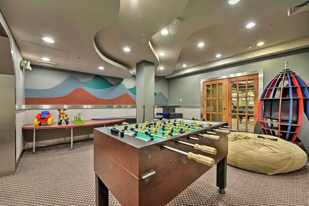 Solitude Creekside Condo-closest to Ski Lift!