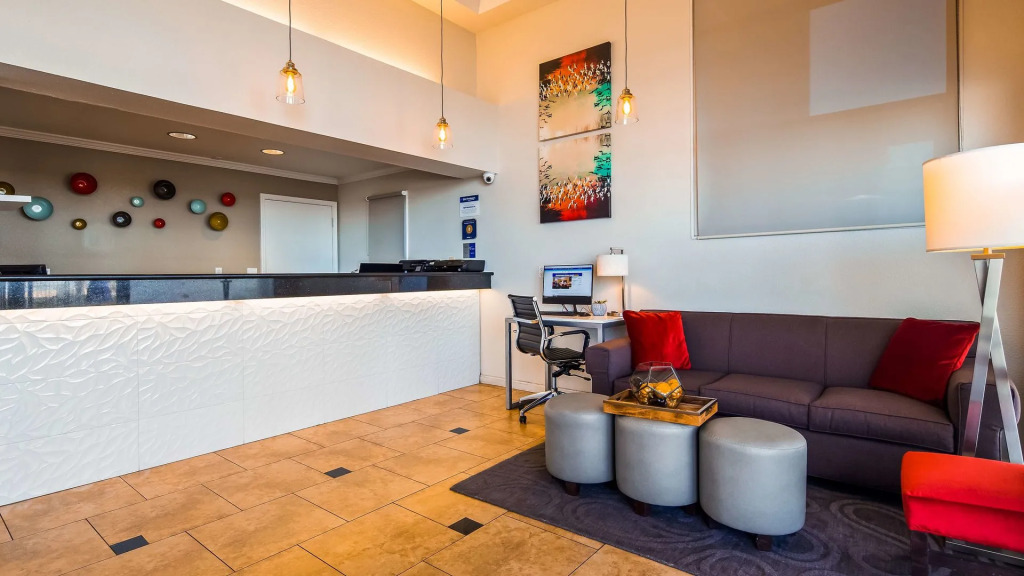 Best Western Heritage Inn