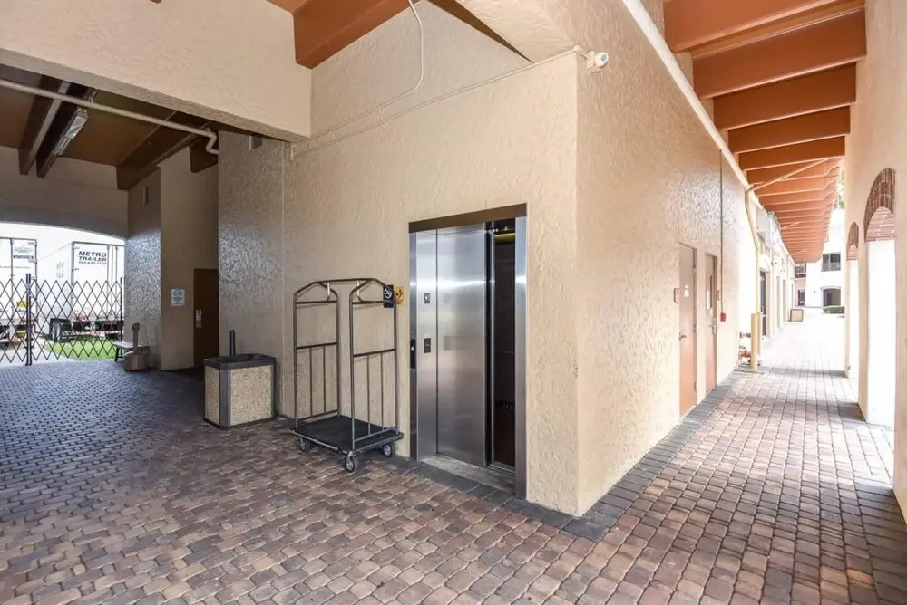 Perfect Studio Apartment for Bike Week
