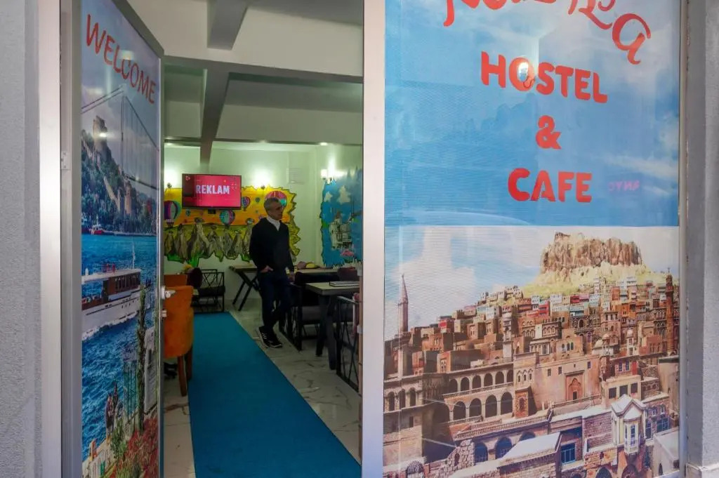 XALİLA HOSTEL & CAFE LADİES ROOM