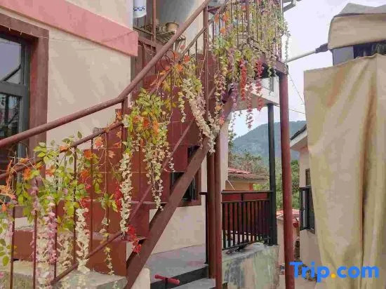 Yinju Guesthouse