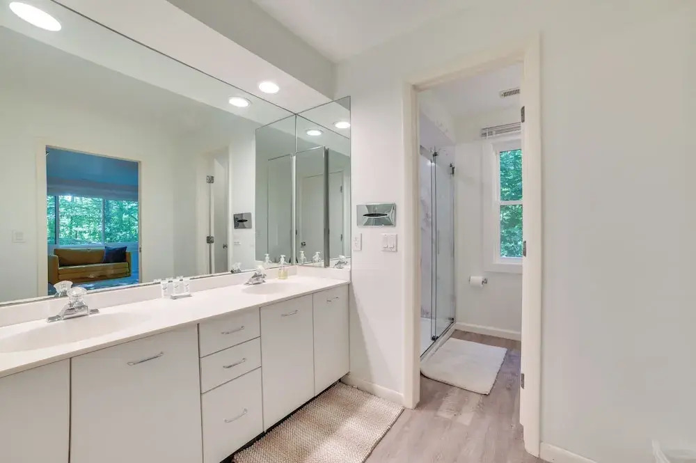 10 Mi to Nubs Nob: Modern Retreat w/ Fire Pit