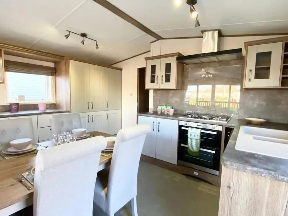 Inviting 3-bed Lodge Tattershall Lakes, Lincoln