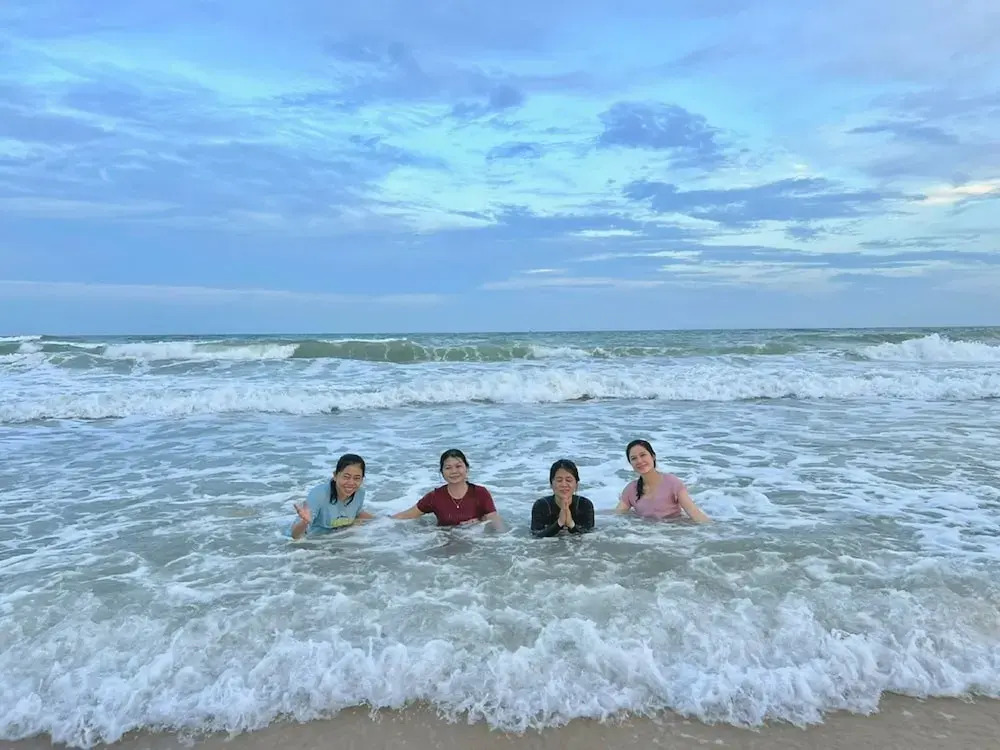 Bờ Biển Vàng Resort
