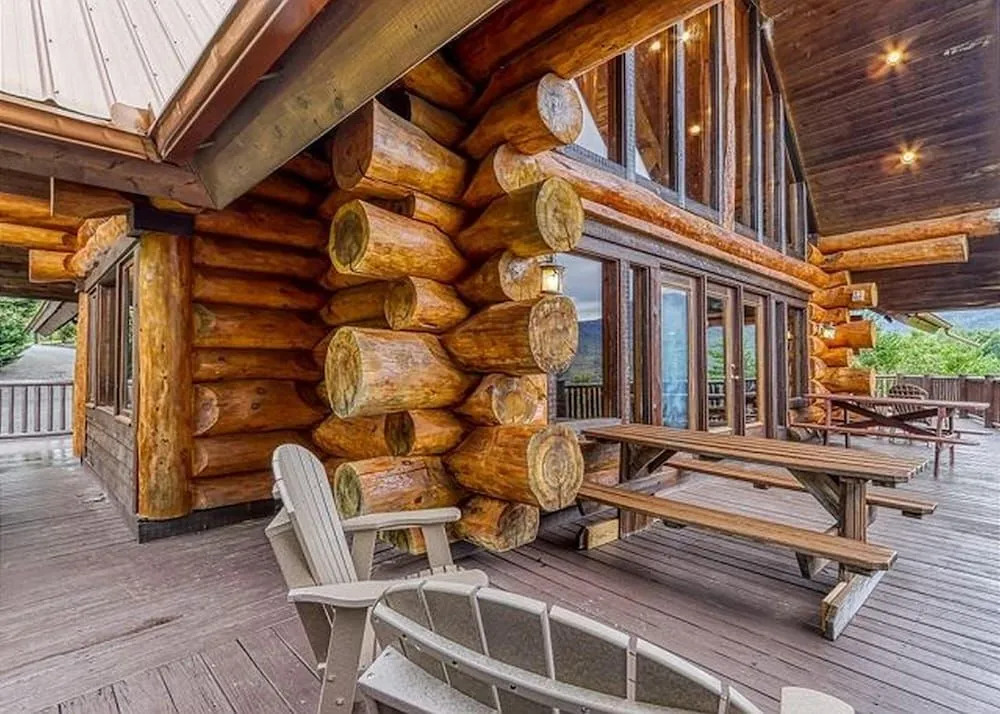 Cabin Fever Lodge #750