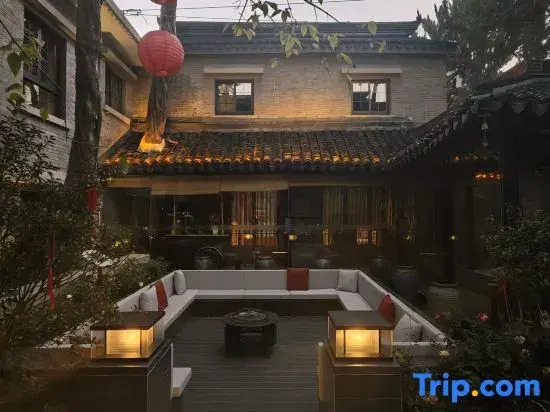 Shanghai Jiading Villa Garden Hotel
