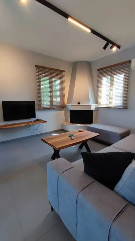 Alaia Chic Villa With Garden in Kefalonia
