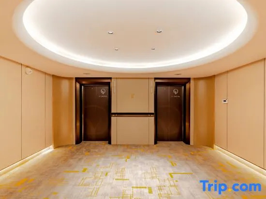 Yi HOTEL
