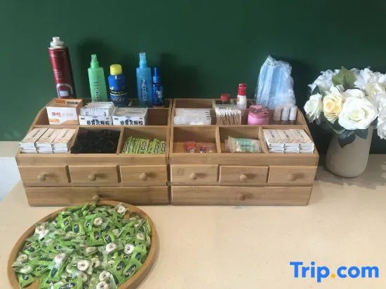 Xike Hotel (Central Hospital East Hospital Pingqiao Century Plaza Branch)