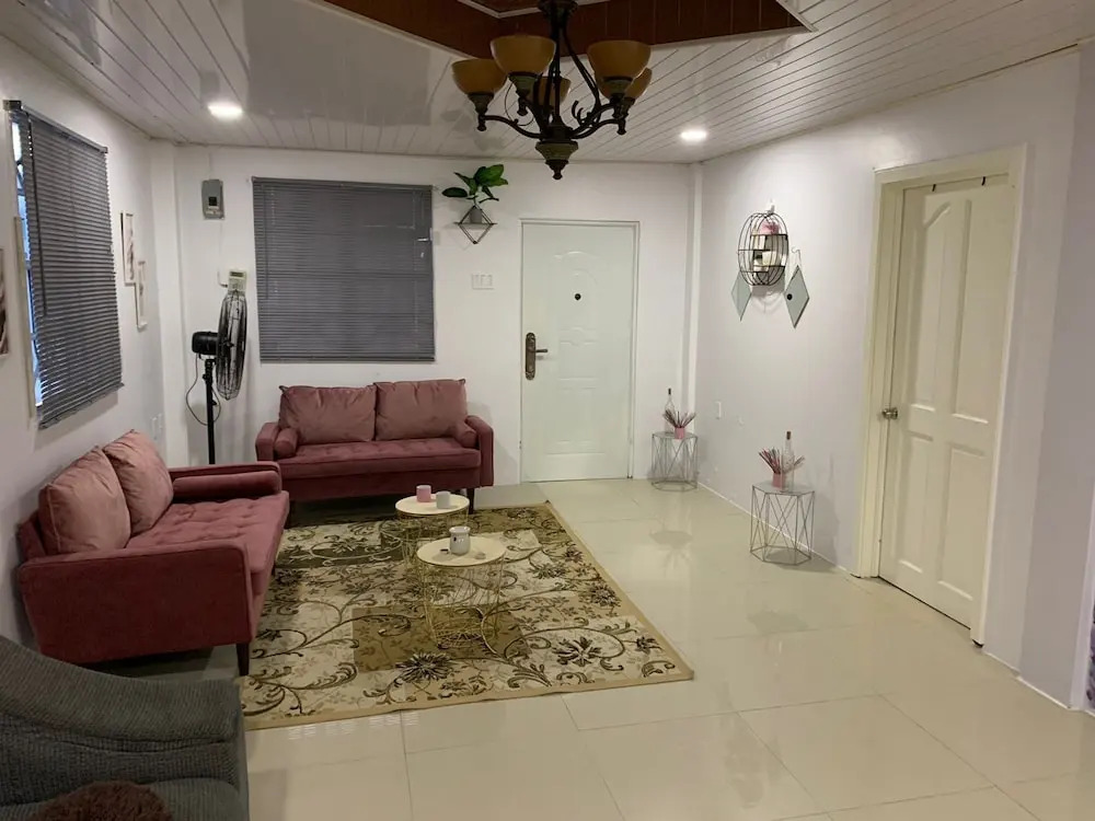 2 Bed Apartment - Sleeps 4 - Parking - Wifi