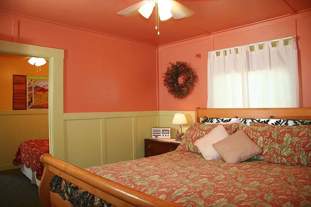 Chelsea Garden Inn