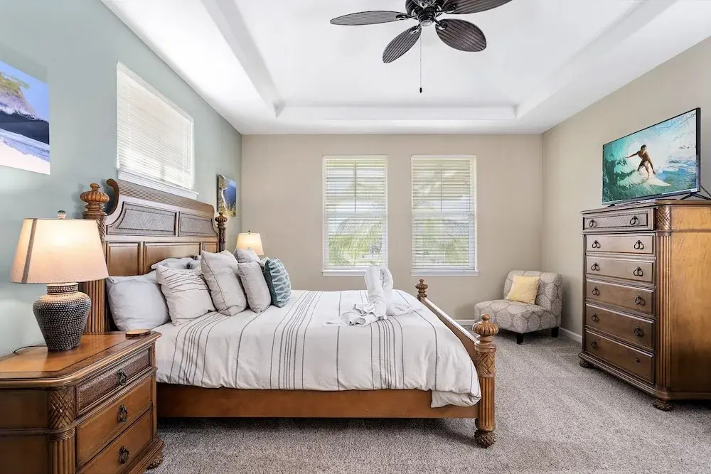 Waikoloa Beach S H32 2 Bedroom Condo by RedAwning