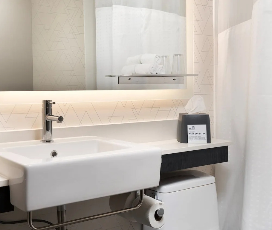 Holiday Inn Express NYC Chelsea - NoMad Area by IHG