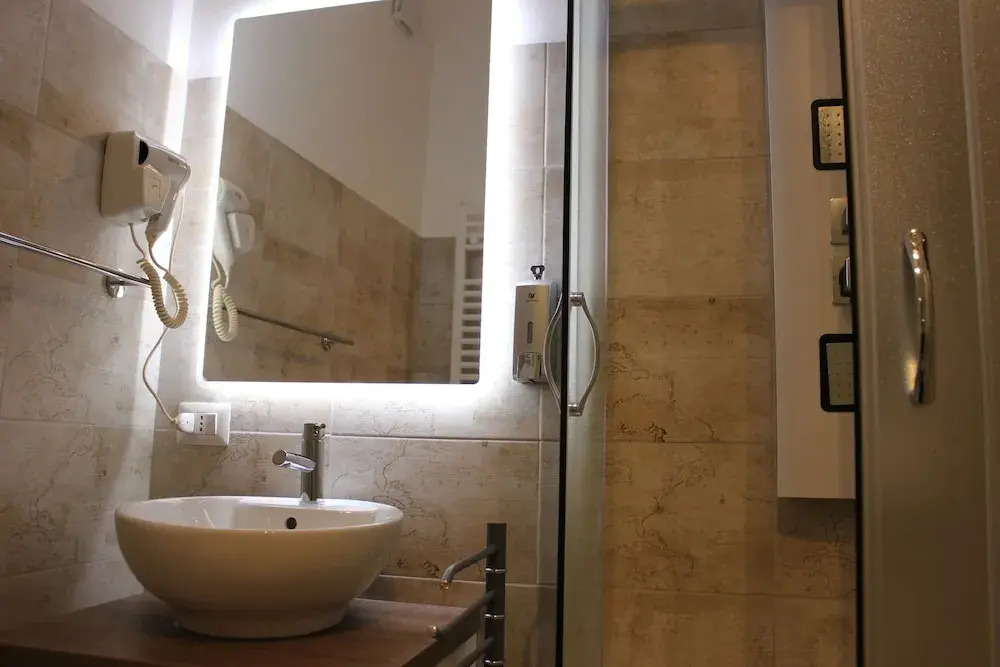 Roman Sunrise Rooms