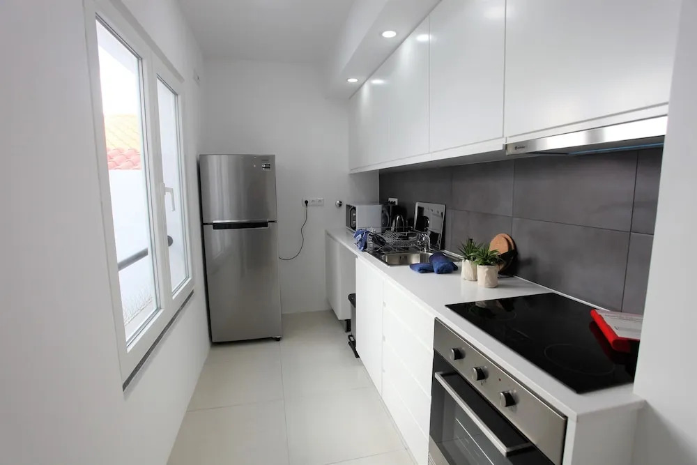 Apartments Hintze Ribeiro by GreenVacations