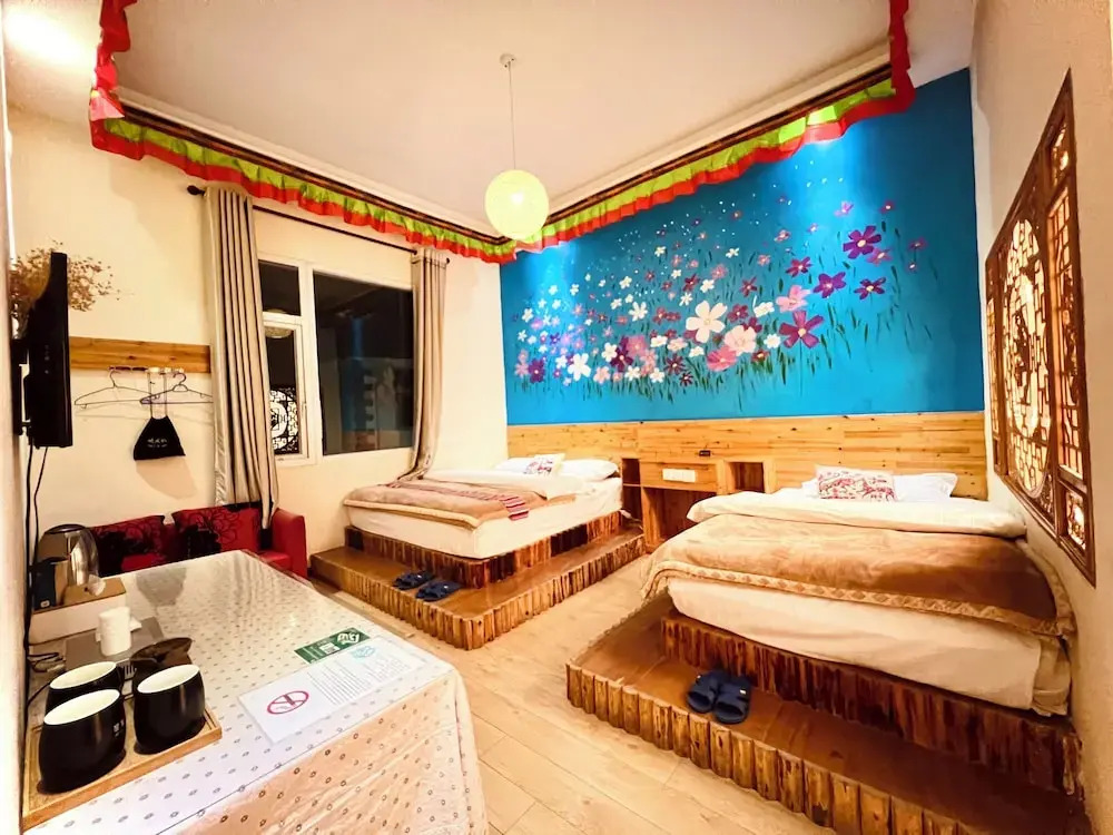 Shangri-La Xinjiapo Boutique Homestay (Dukezong Ancient City Branch)