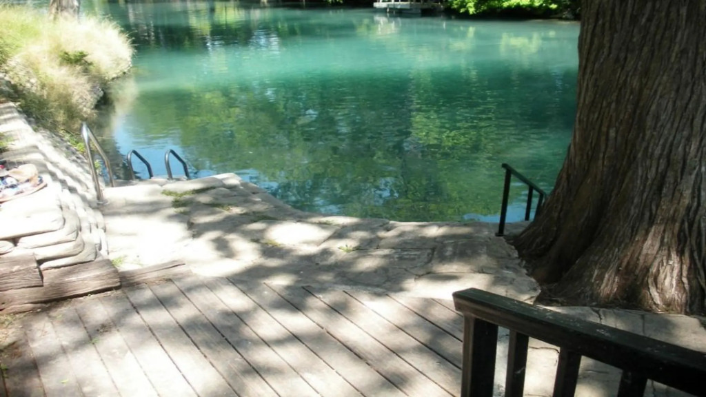 The Iron Cactus Condo on the Comal CW C102