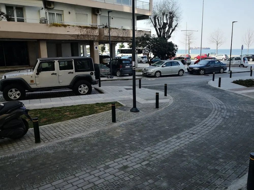Effrosini Sea & Center