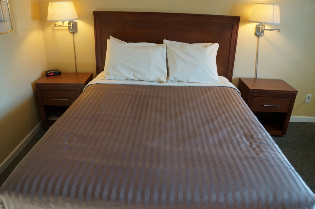 Westward Inn & Suites