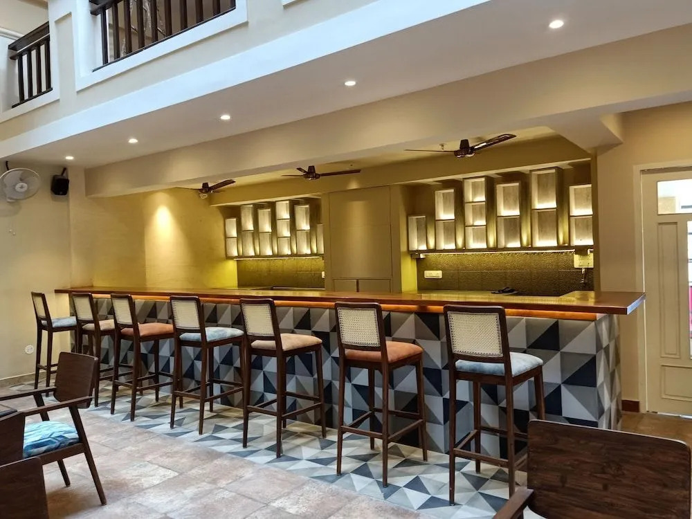 Hotel Sharayu One