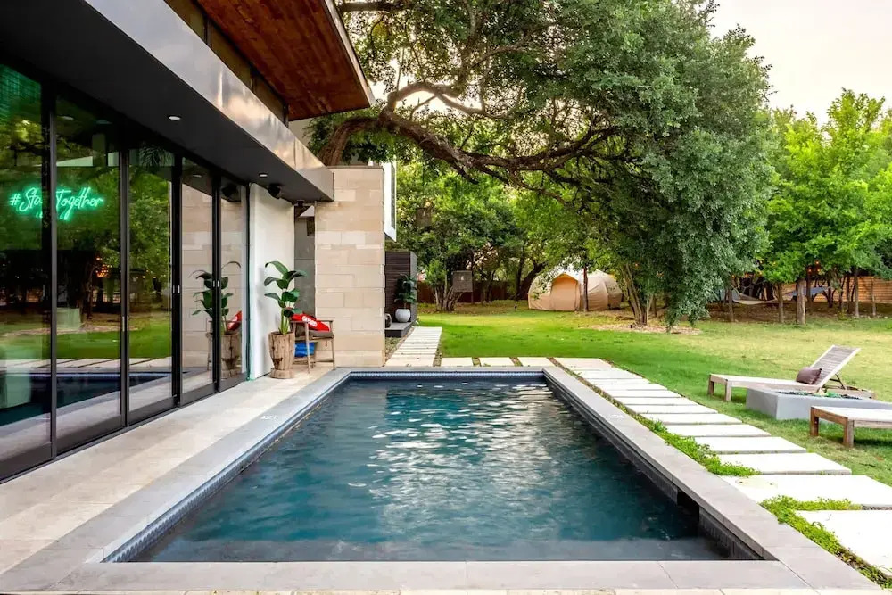 Eastside Mansion   Pool Rainey St   7 min drive, Austin