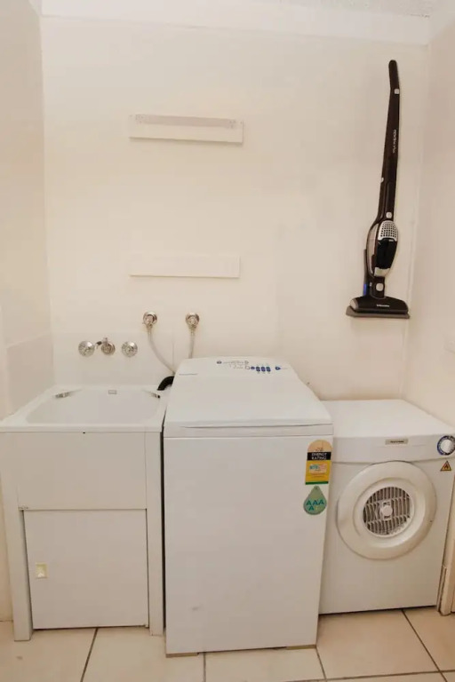 Anjuna, 2 bedroom apartment on canal