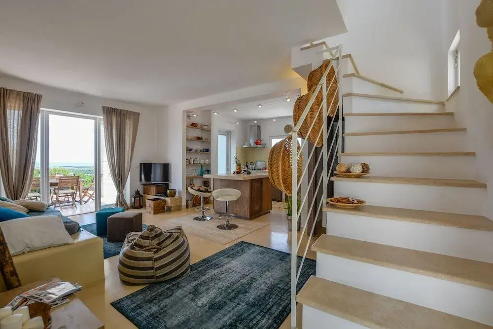 Villa Butterfly by Raro Villas