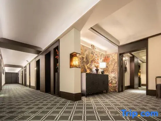 Hong Kong Aidu Holiday Hotel (Chongqing Zhongxian Zhongyi Square)
