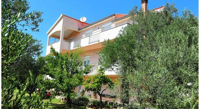 Apartment Josip