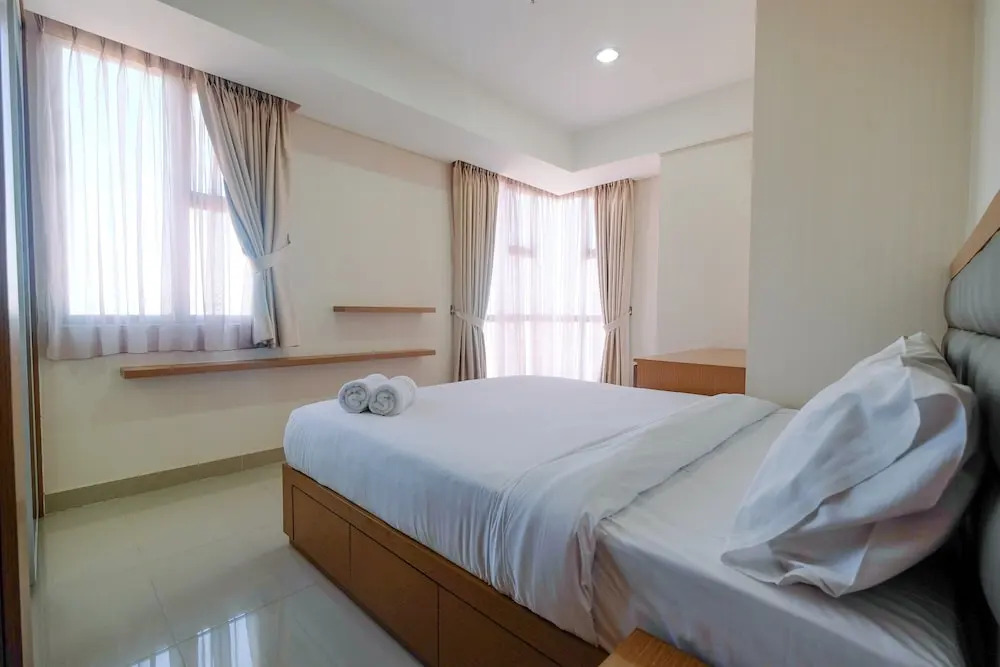 Homey and Modern 2BR Apartment at Royal Olive Residence
