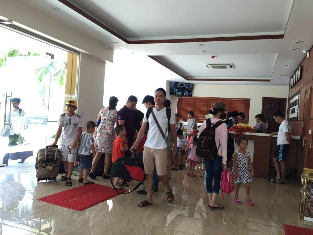 Tuan Chau Marina Hotel