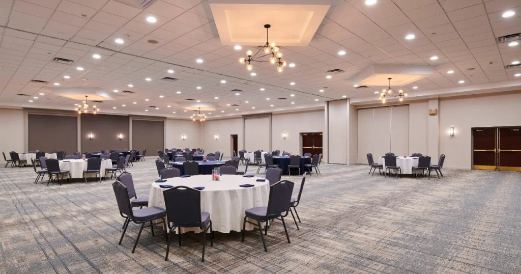 Four Points by Sheraton Cleveland-Eastlake