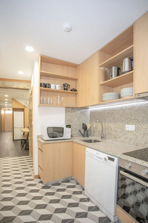 Liiiving in Porto-Downtown Spacious Home