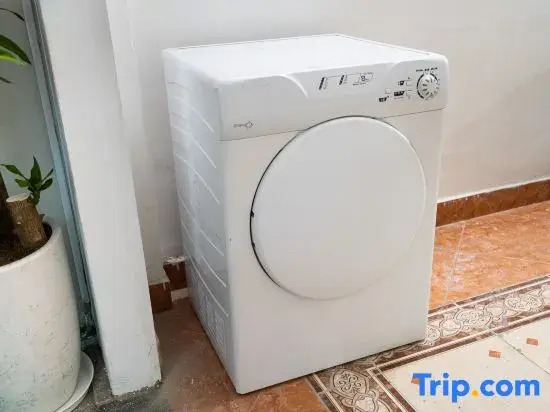 Saigon Downtown Home - 100m to Nguyen Hue Walking Street