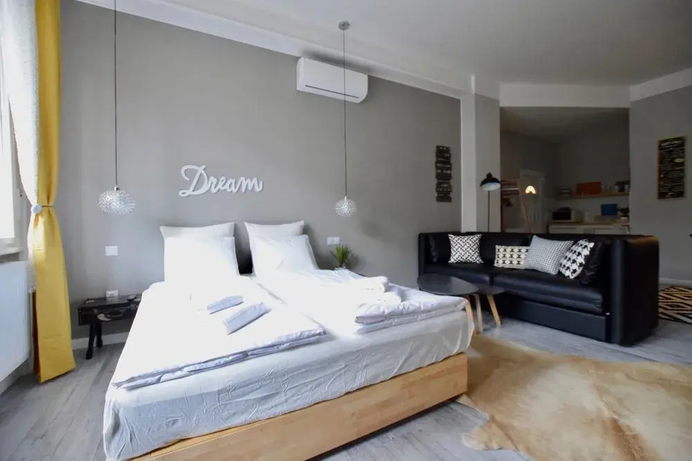 Váci Street Apartments - Best Location in Budapest, Steps from the Danube