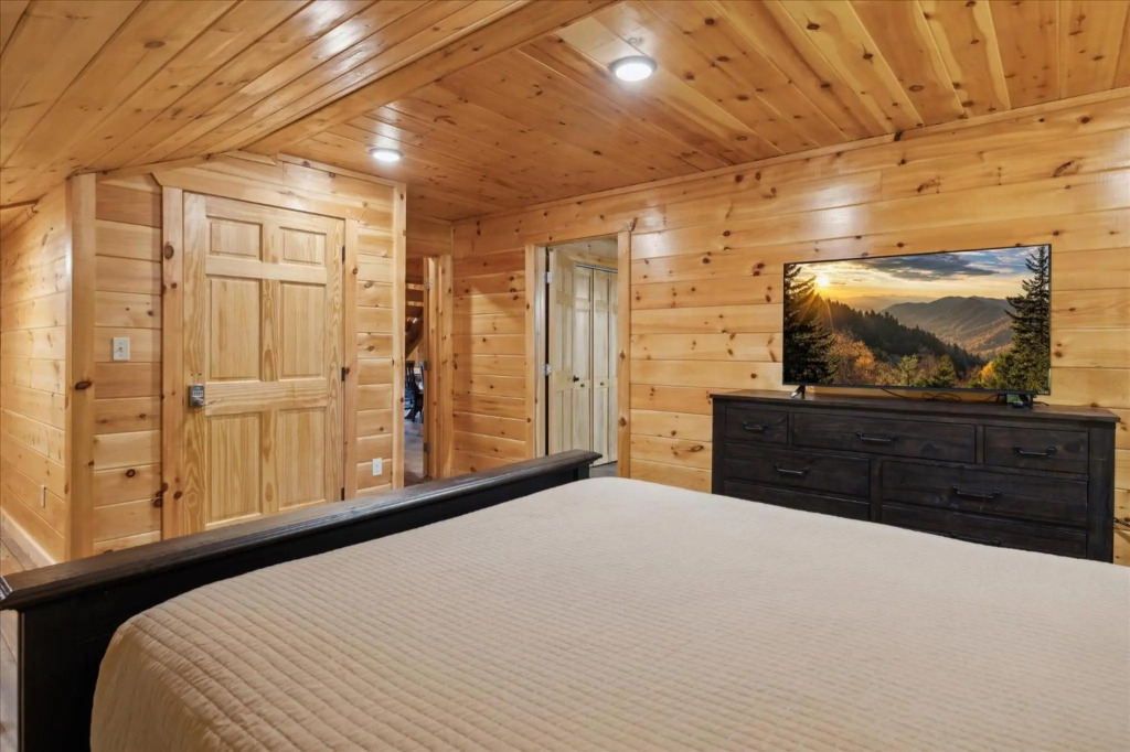 Black Bear Lodge