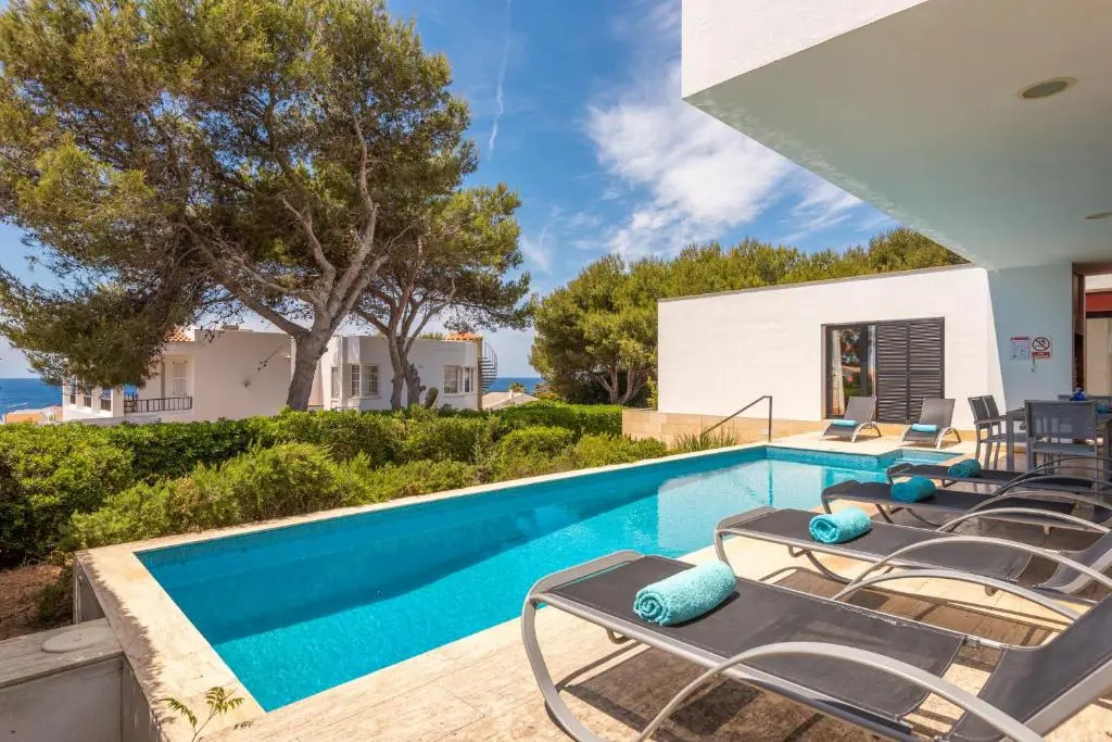 Villa Binizahira by Mauter Villas